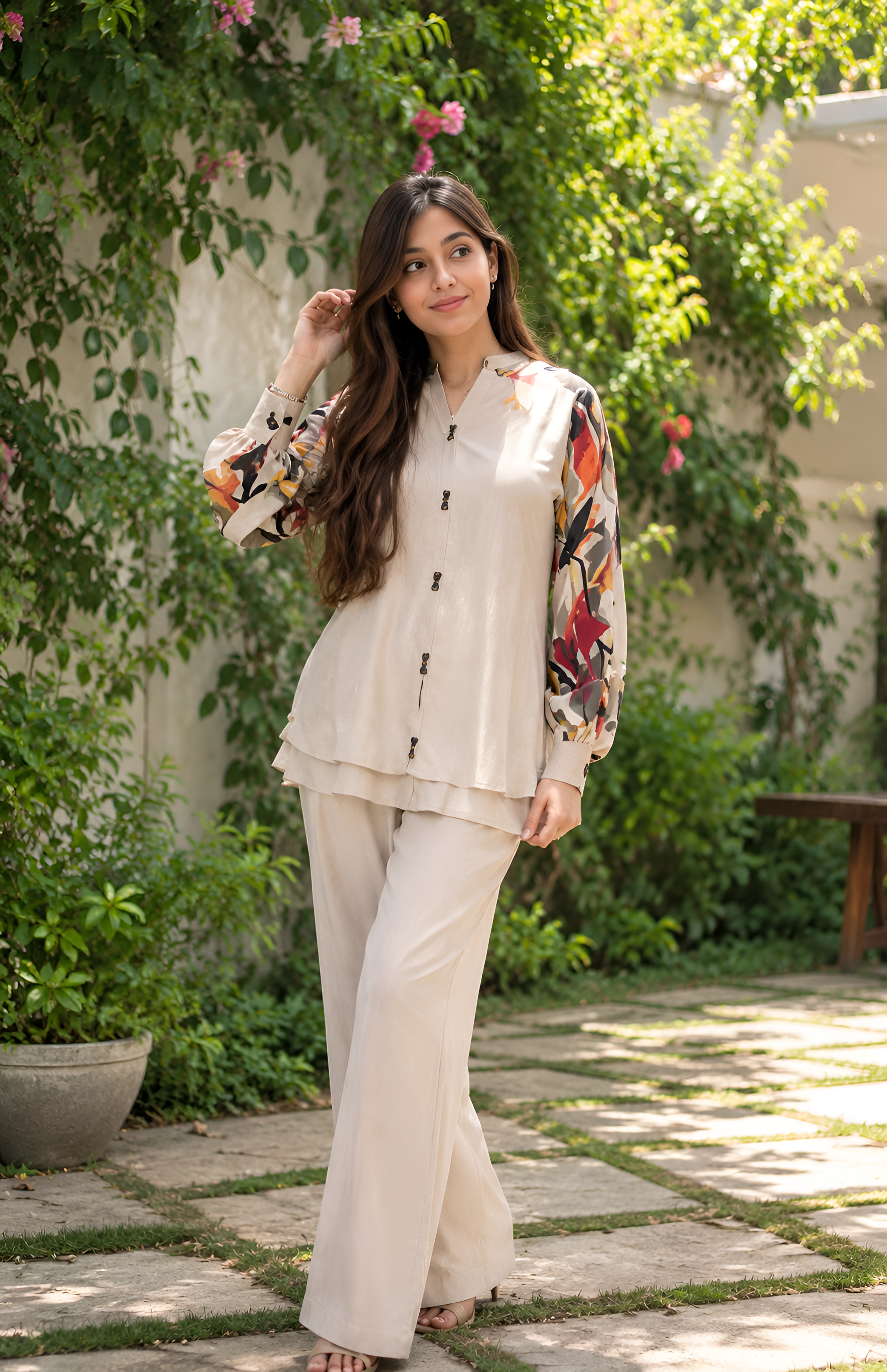 TOP AND PANT SET