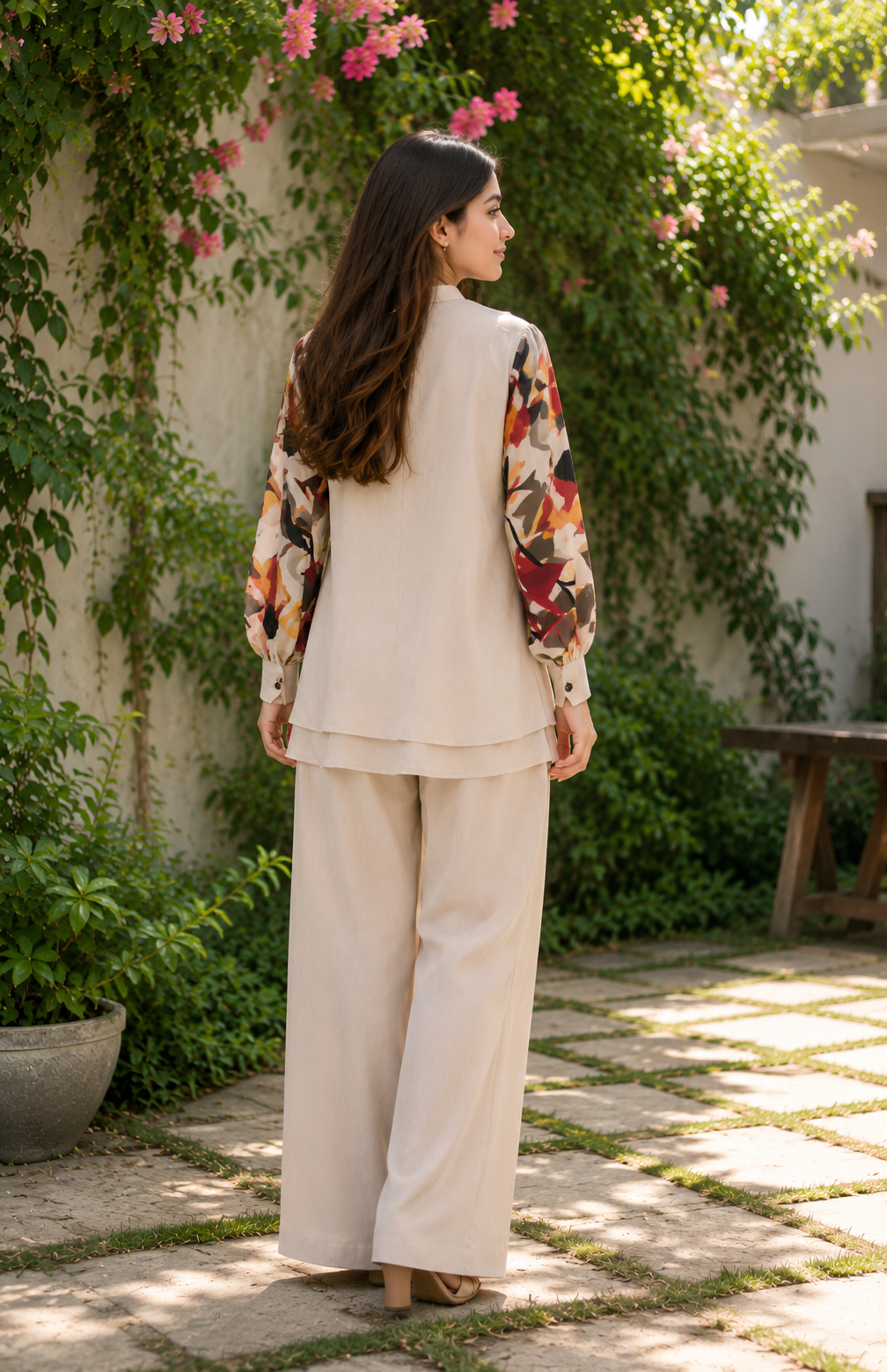 TOP AND PANT SET